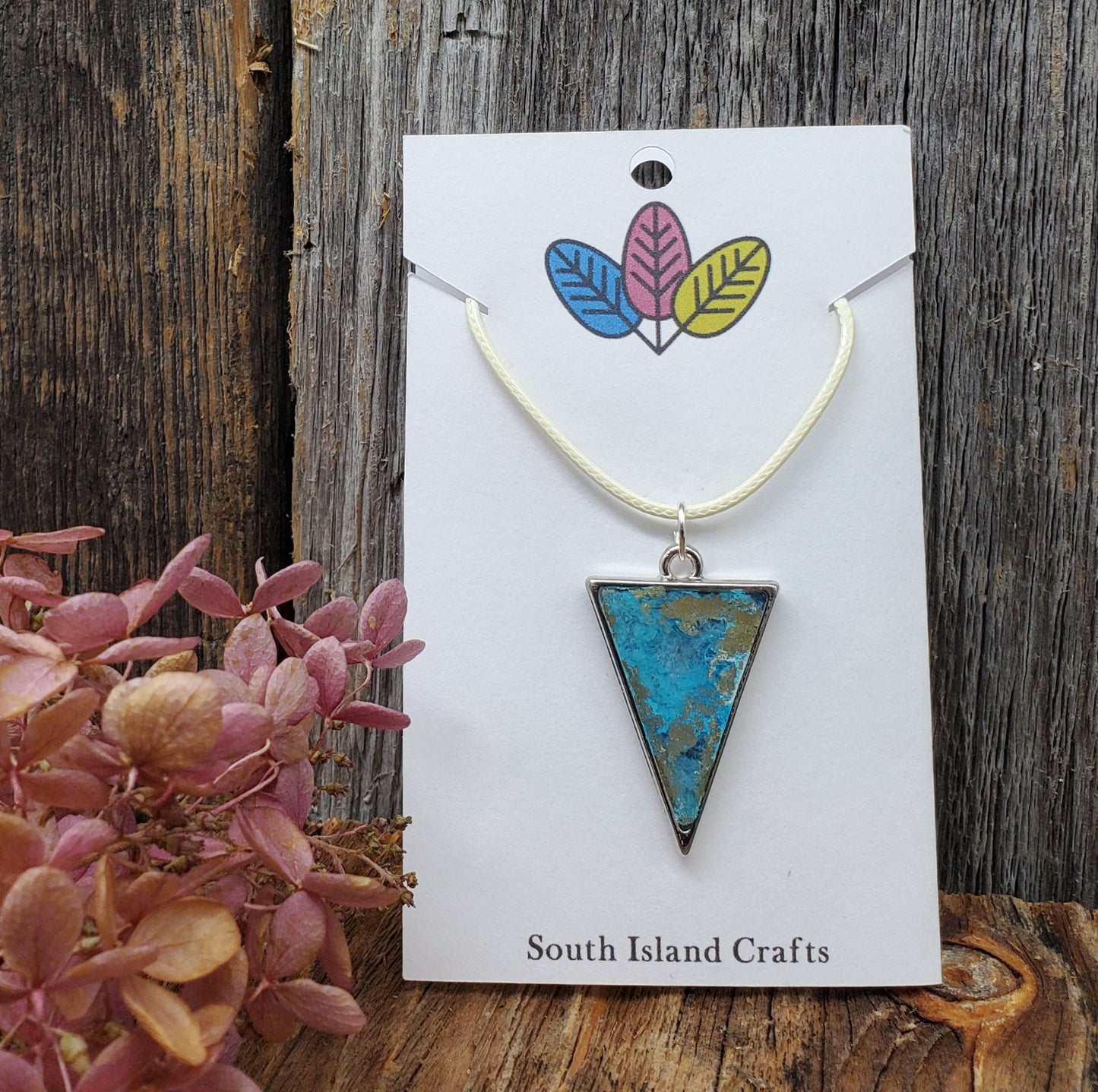 Pendant triangle blue gold