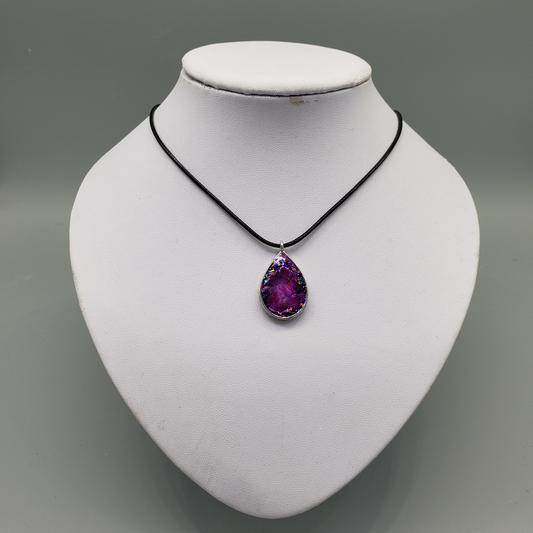 Pendant purple teardrop